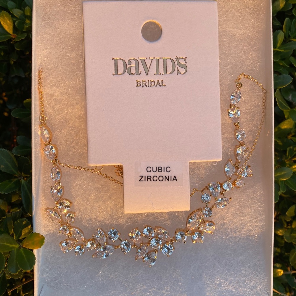 Gold Diamond Necklace
